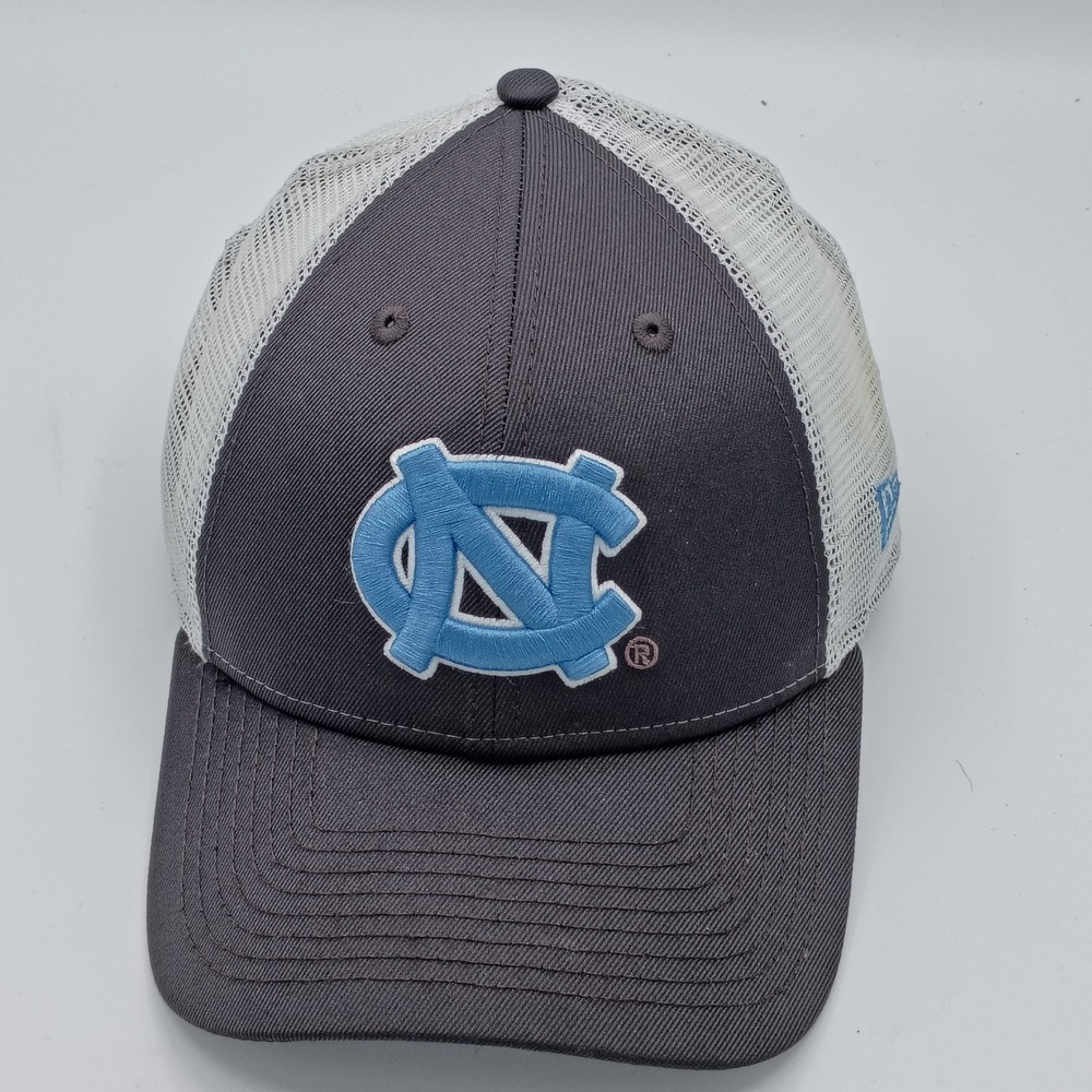 New Era Mens UNC Tar Heels 9FORTY Grey OSFM Snapback Trucker Hat